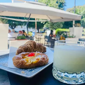 https://leone-suite-bb.sicilyhotelsitaly.net